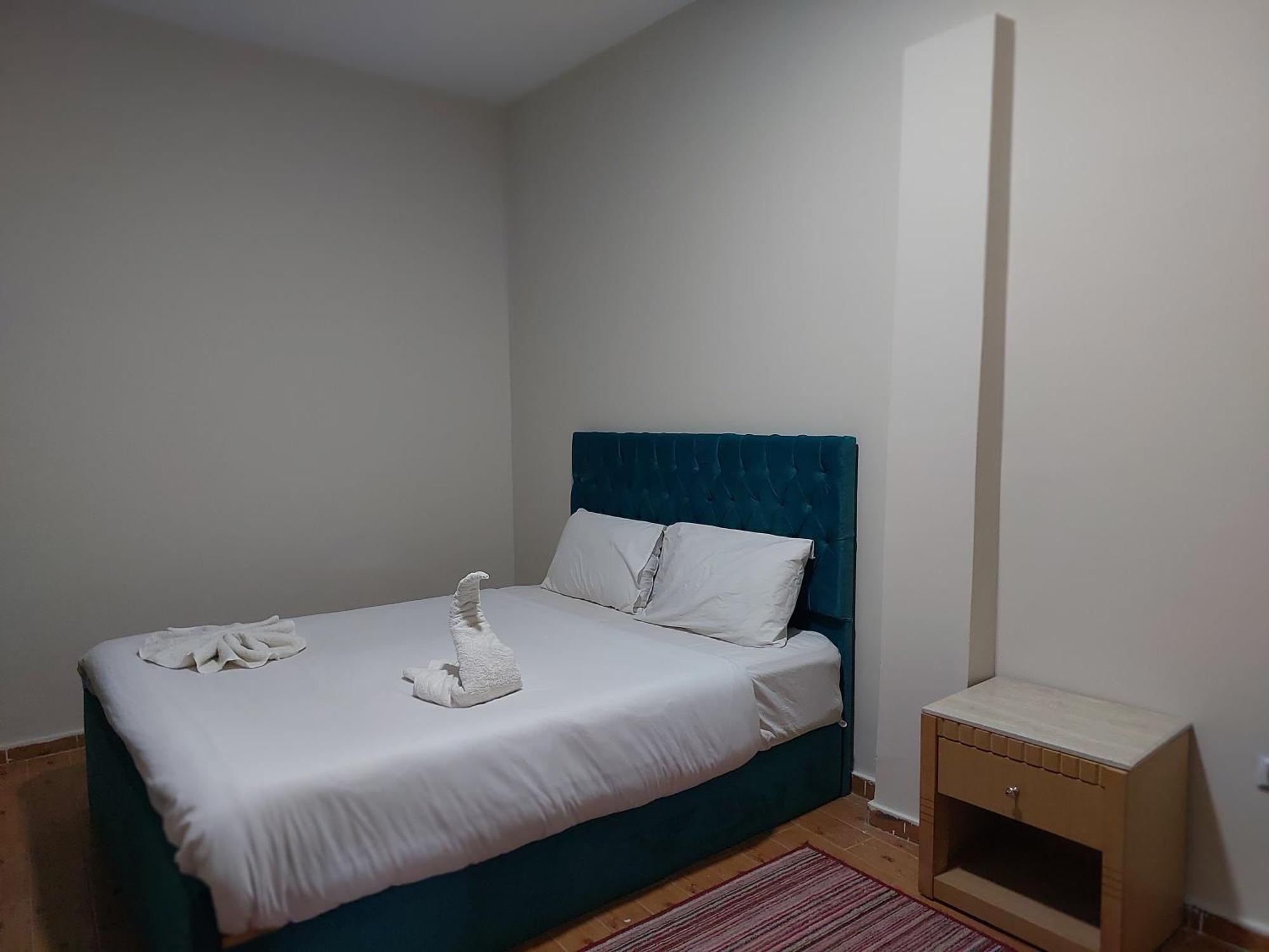 Anubis Kingdom Pyramids Hostel Kafrat al Jabal Exterior photo